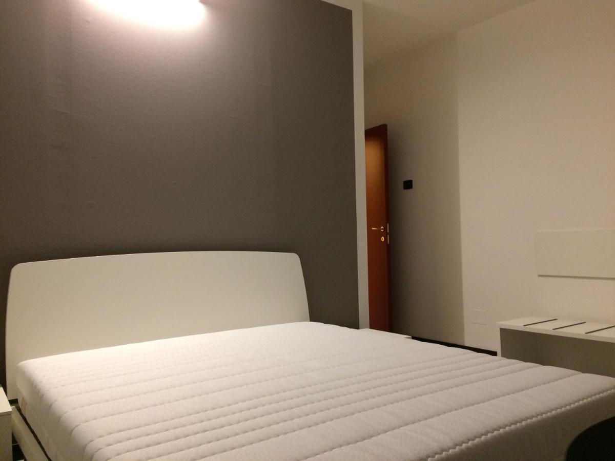 Sub14 Suite Con 2 Camere Da Letto Grandi Реджо-нель-Емілія Екстер'єр фото